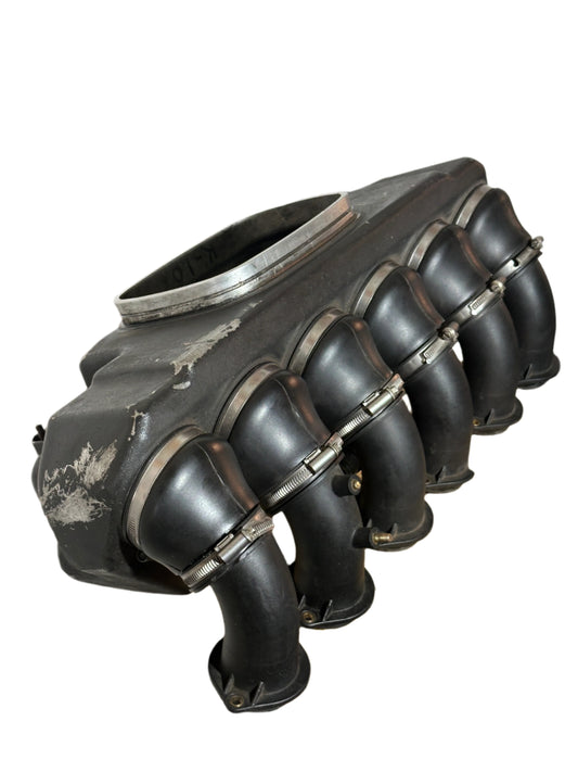 S50B32 Intake Plenum Chamber