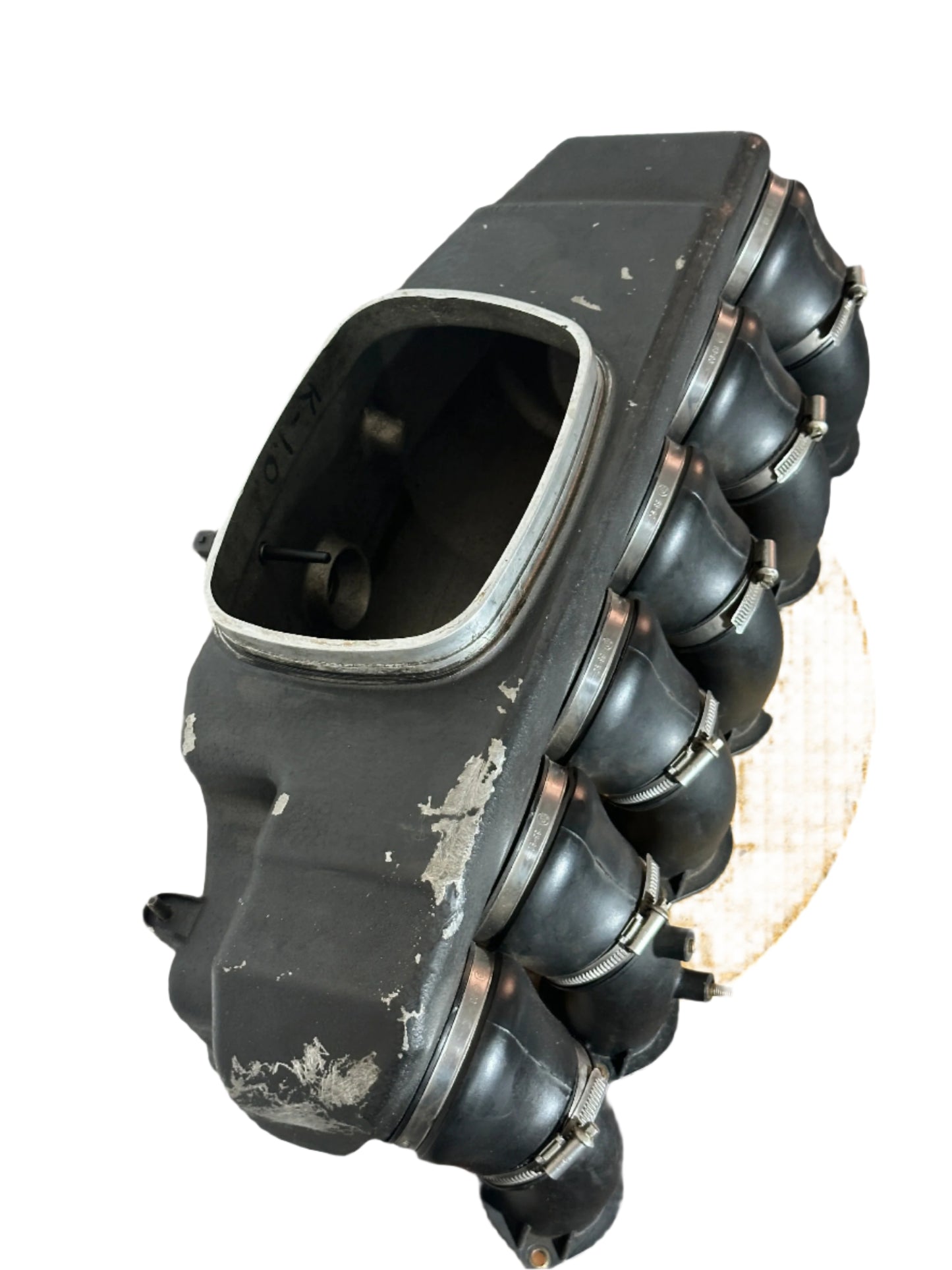 S50B32 Intake Plenum Chamber