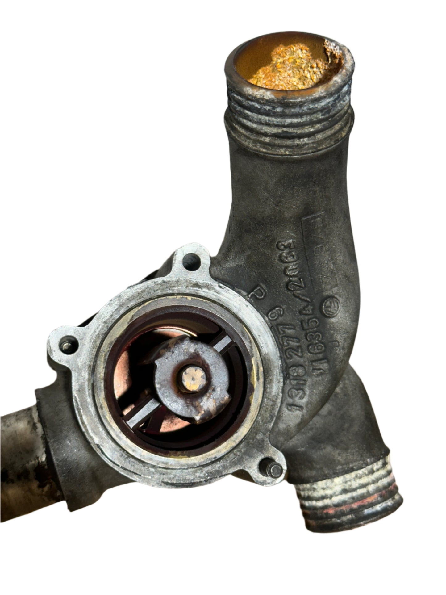 S50 B32 Thermostat Housing